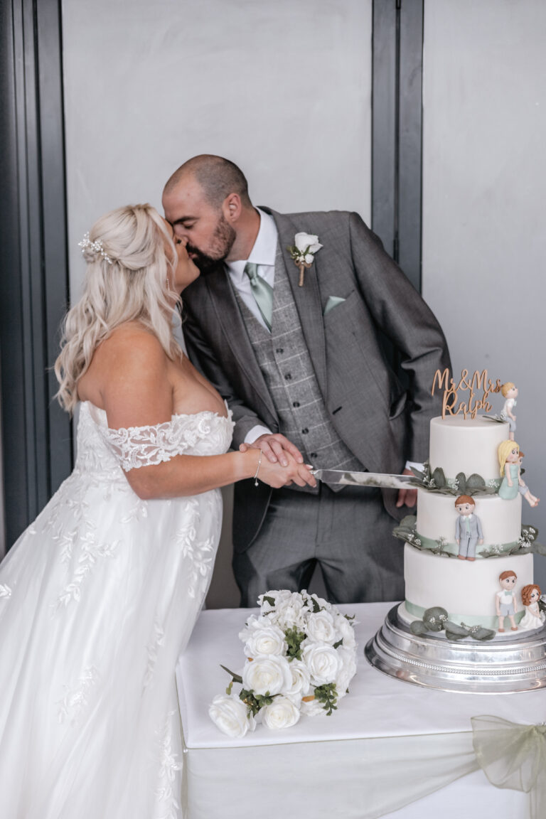 5EC45198 B7E6 4571 AE1A 7A4E322D3F5C 768x1152