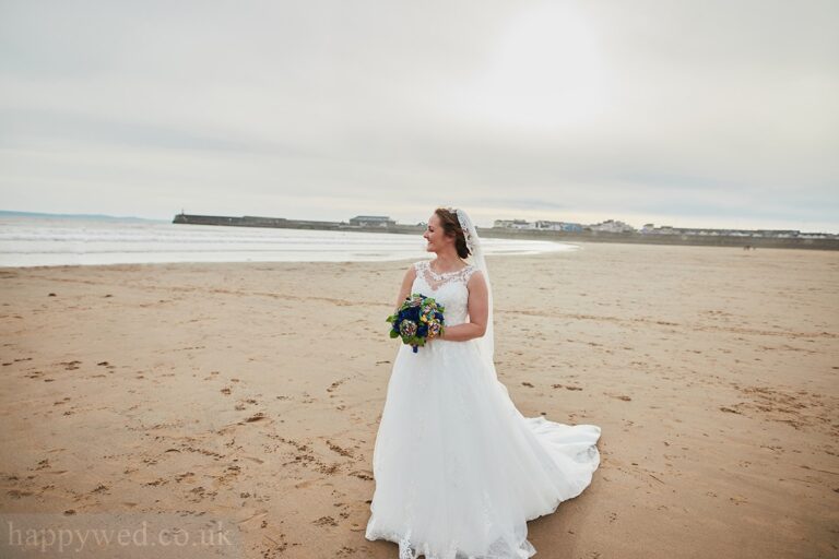Hi Tide Porthcawl wedding photography 151 768x512