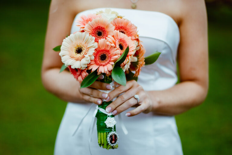 Wedding photography Llanishen Golf Club Jodie and Jordan 8 768x513
