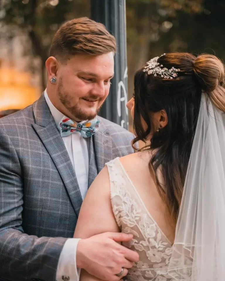 inbound1180001445494558665 768x960