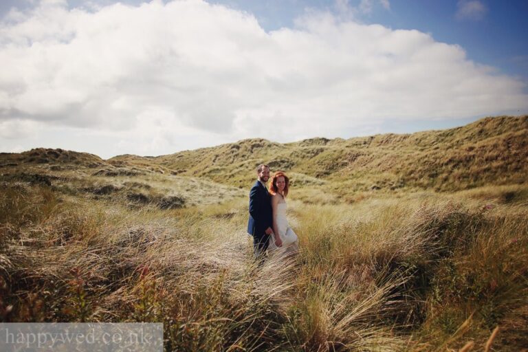 wedding photographer aberystwyth ynyslas 95 768x512