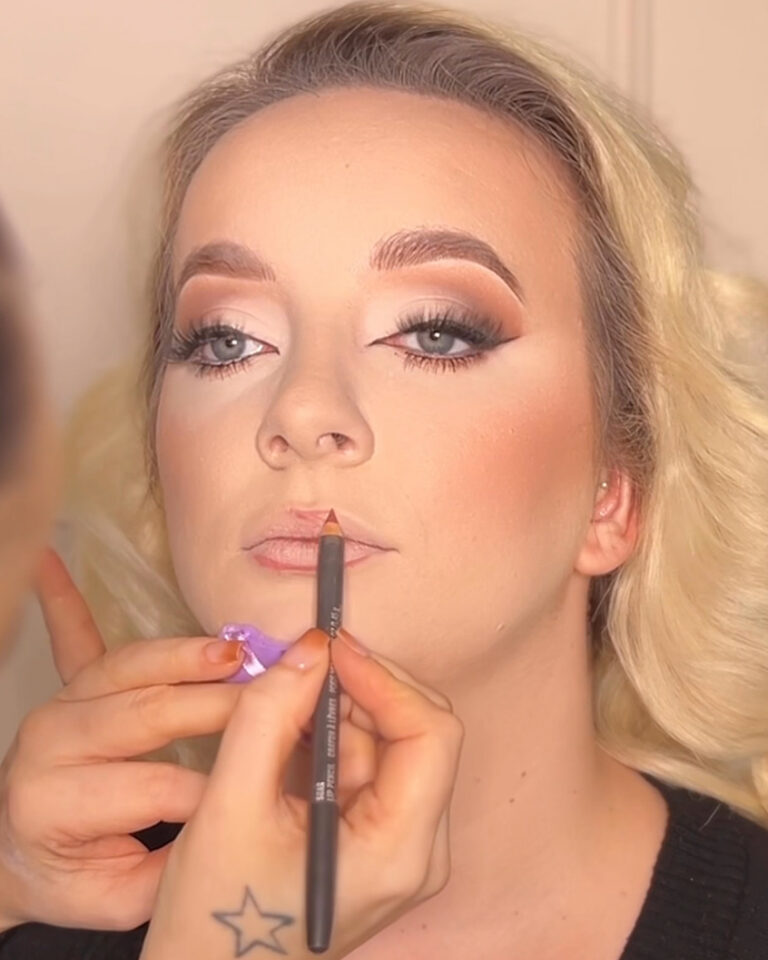 59416EE7 9715 437E B096 58BED2F738B4 768x960