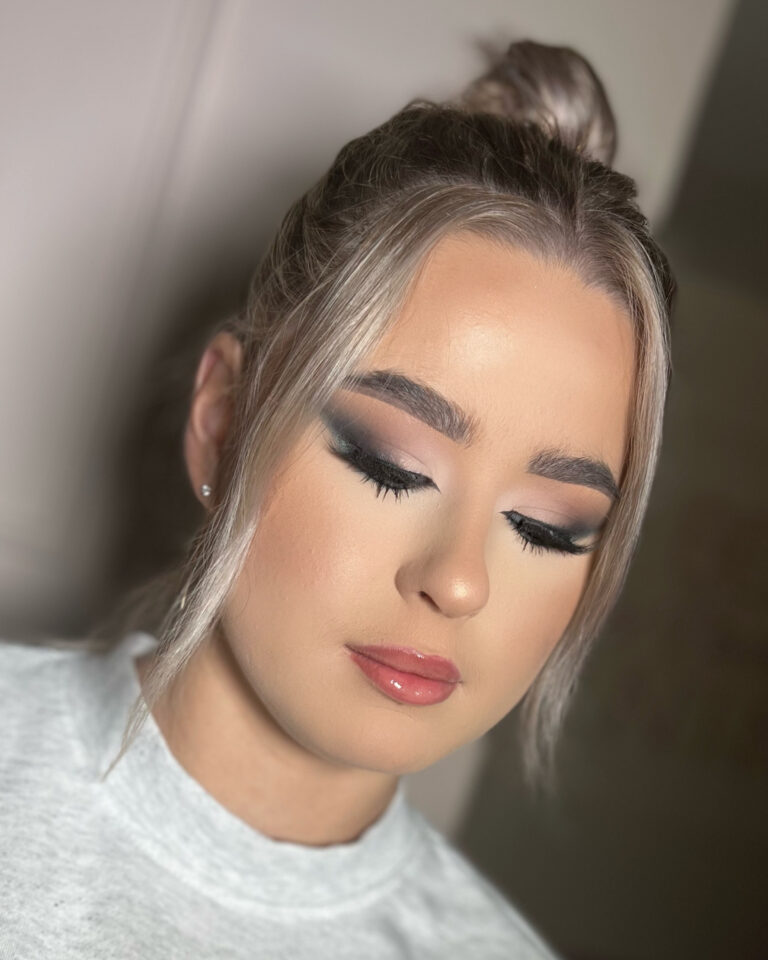 93701A25 D515 4159 8DD1 AD38D15A2193 768x960