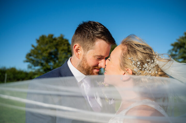 Sonia Stuarts Wedding Photography Carl Woodward Photography 561 768x511