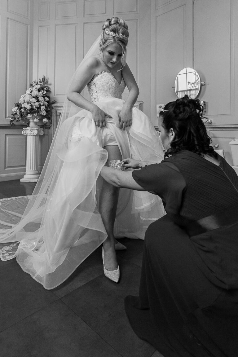 London England wedding photos weddingvideo engagement photographer videography bridal bride photoshoot bridesmaids groomsmen www.thesnapshotcafe.com  768x1152