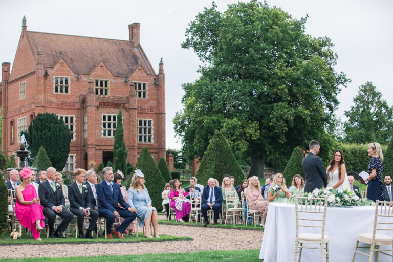 London Surrey prewedding weddingphoto weddingvideo engagement photographer videography bridal bride photoshoot bridesmaids groomsmen www.thesnapshotcafe.com 5 768x512