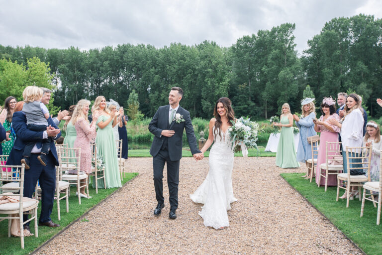 London Surrey prewedding weddingphoto weddingvideo engagement photographer videography bridal bride photoshoot bridesmaids groomsmen www.thesnapshotcafe.com 6 768x512