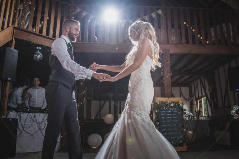 London UK England Europe wedding photos video engagement photographer videographer hair makeup chinese hong kong bride www.foreverlovewedding.com 17 768x512