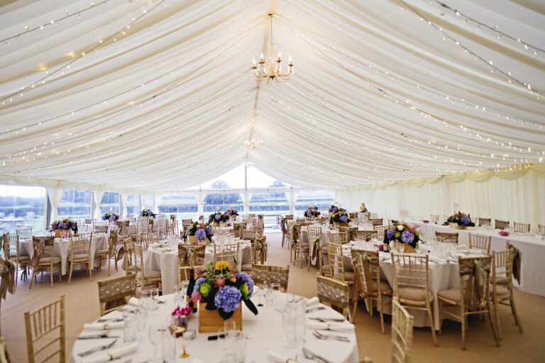 Tom Izzy Wedding PRINT 567 768x512