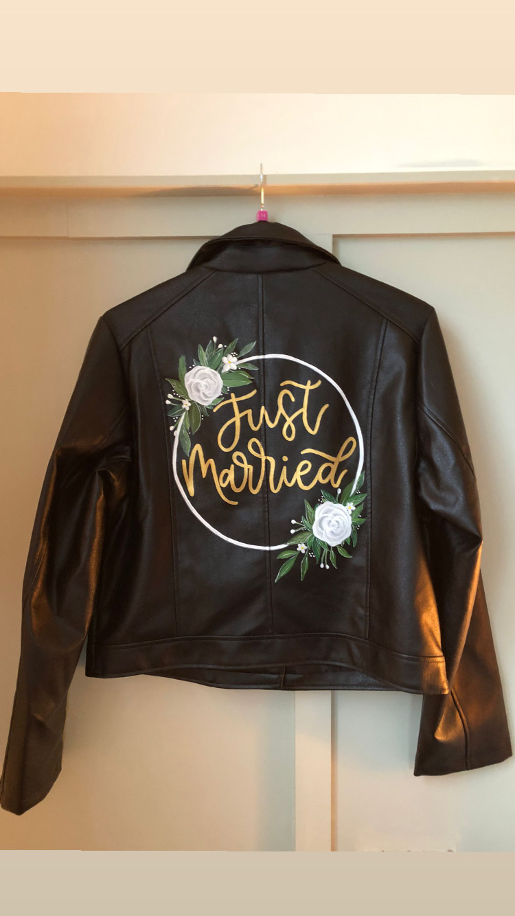 F4DF5EED 1006 4571 8568 551DB6AE62A2