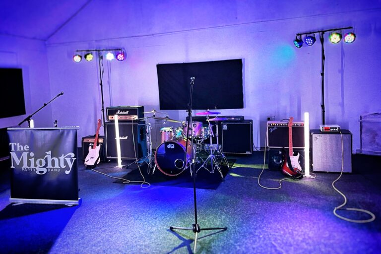 inbound4843626968977582946 768x512