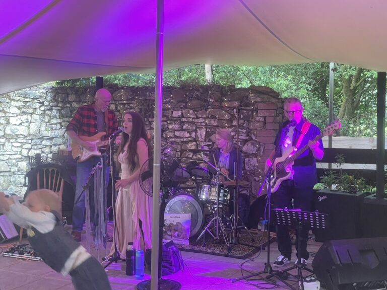 9E804B39 ABB3 484A 9B00 16297CAC4754 768x576