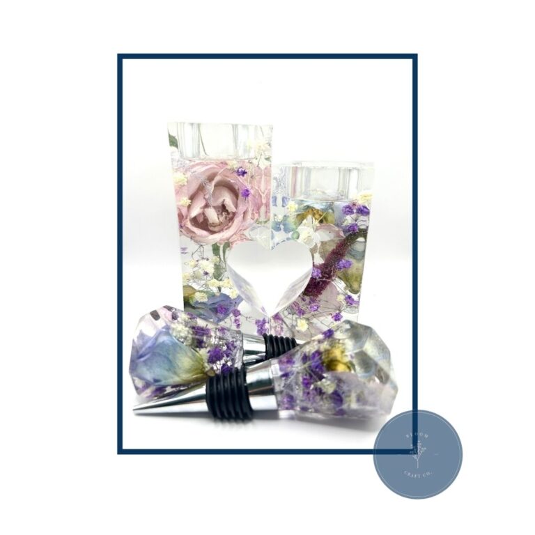 Dried 15 month old wedding bouquet.zip 32 768x768