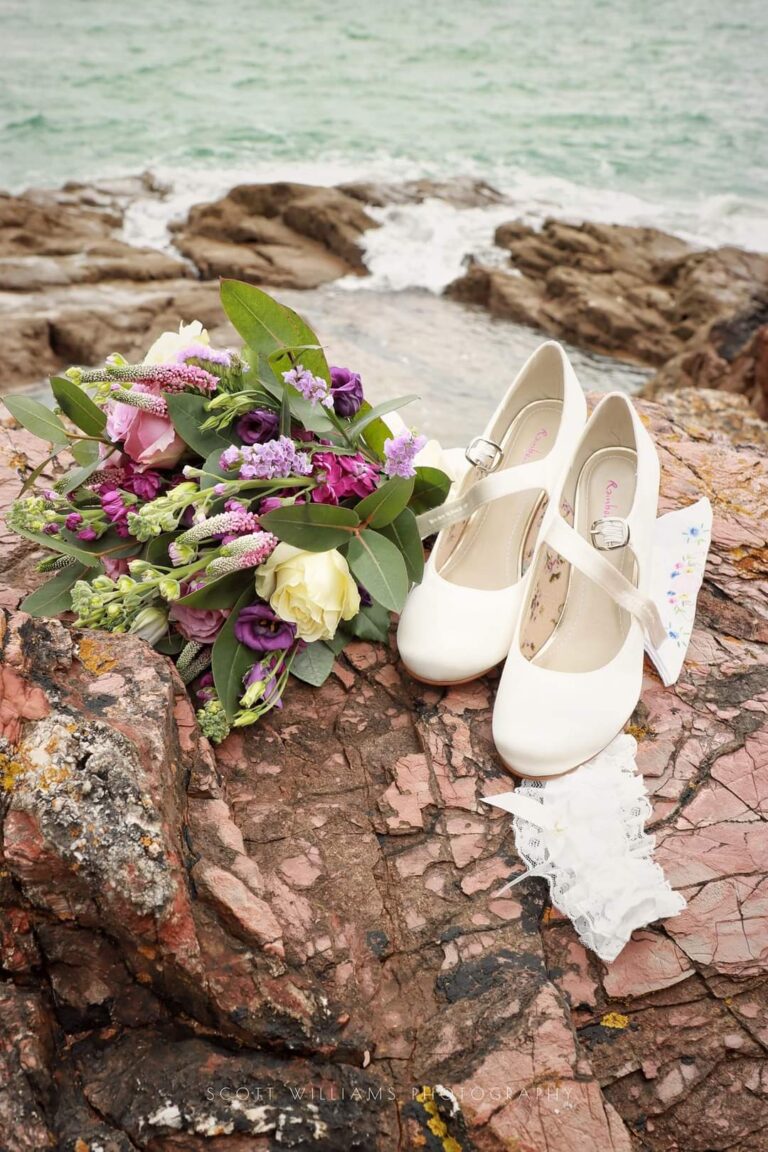 inbound5878290870641058201 768x1152