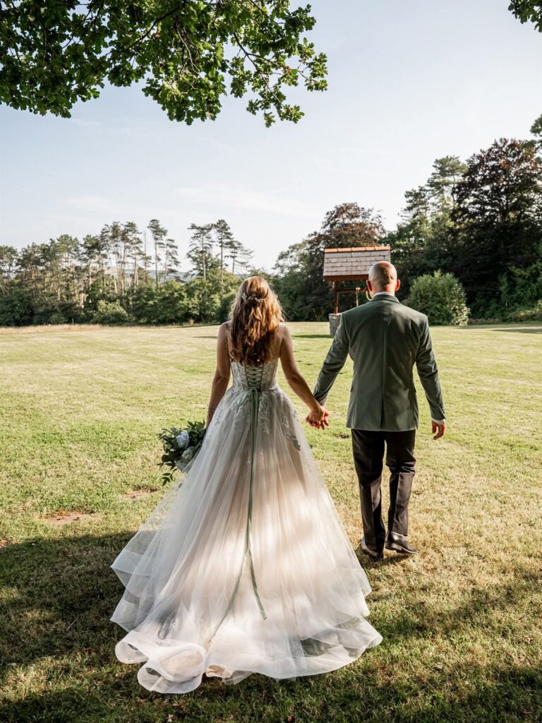 inbound8507615458093211587 768x1024