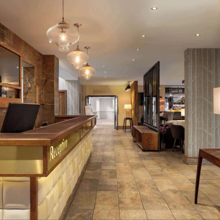 inbound8353804154619333209 768x771