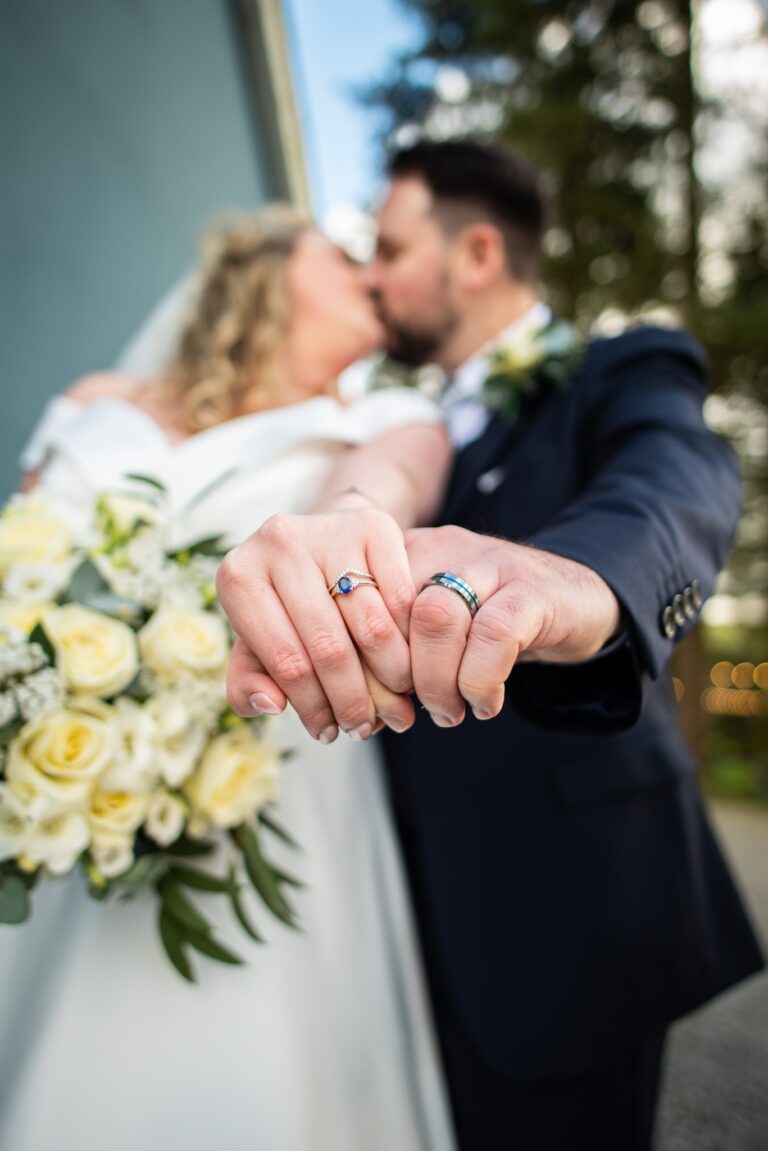 425379710 890207309779600 6231527111858336735 n 768x1151